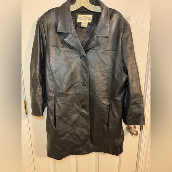 Vintage Leather Jacket New York Classics Women’s Leather Jacket Size 18 - Picture 3 of 5